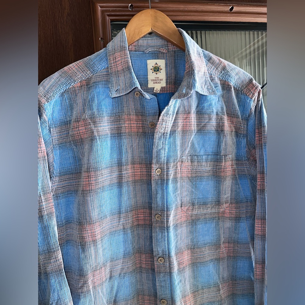 🌿 The Territory Ahead 100% Cotton Flannel Button-Up – Size Large 🌿
